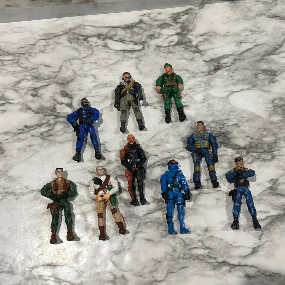 Assorted action figures